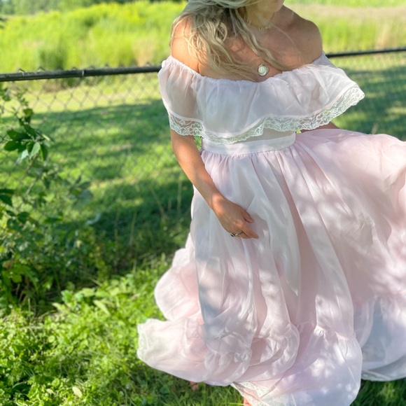 Free People Dresses & Skirts - SELKIE The Romance Novel Dress
